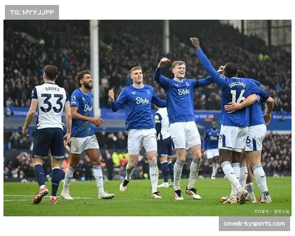 科莫与卡利亚里互交白卷，主队延续平稳赛季表现